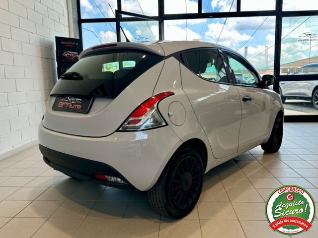 LANCIA Ypsilon usata, con Airbag Passeggero