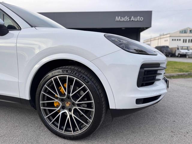 PORSCHE Cayenne usata, con Cerchi in lega