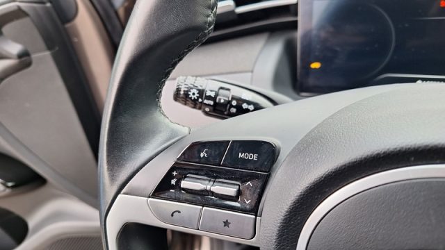 HYUNDAI Tucson usata, con Volante in pelle