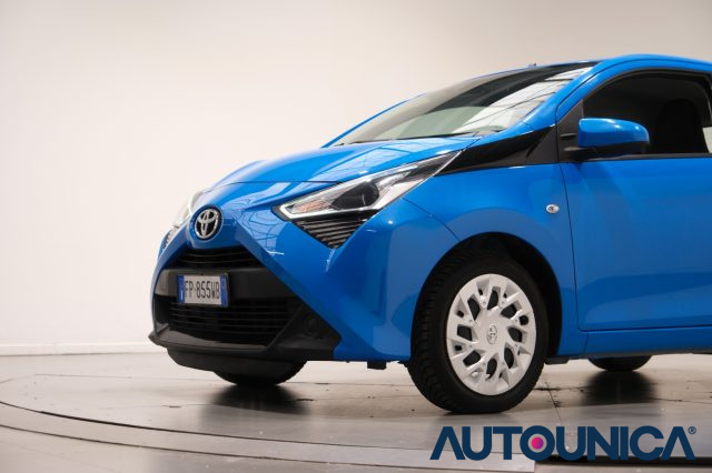 TOYOTA Aygo usata, con Fendinebbia