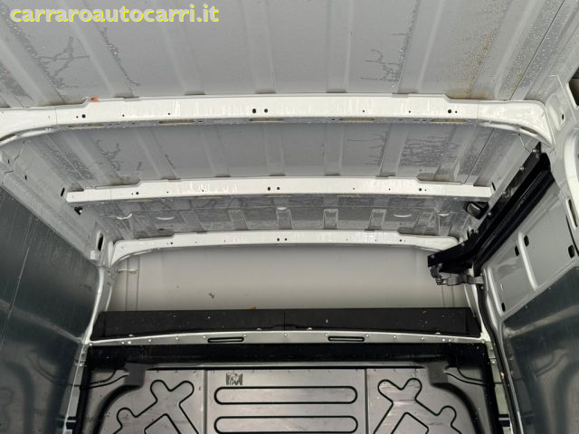 IVECO Daily usata, con Cerchioni in acciaio