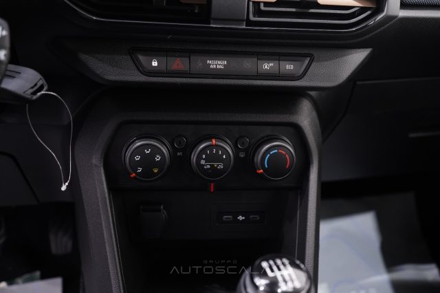 DACIA Sandero usata, con Touch screen