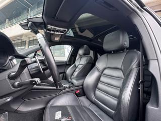 PORSCHE Macan usata, con Boardcomputer