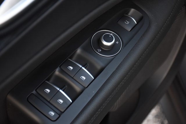 ALFA ROMEO Stelvio usata, con Park Distance Control