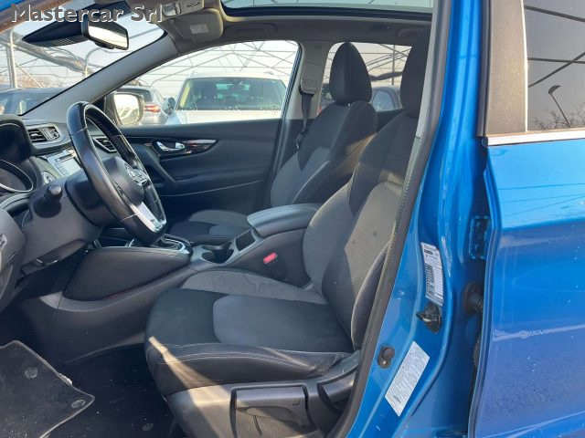 NISSAN Qashqai usata, con Volante in pelle