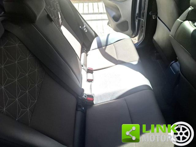 TOYOTA Yaris Cross usata, con Airbag testa