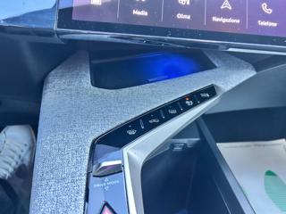 PEUGEOT 3008 usata, con Touch screen