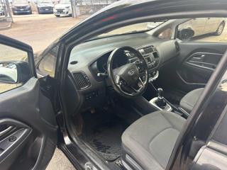KIA Rio usata, con Autoradio