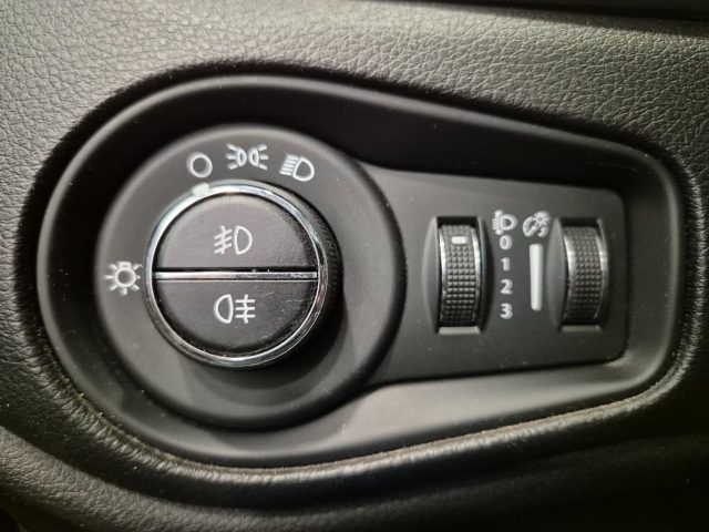 JEEP Renegade usata, con Sensori di parcheggio anteriori