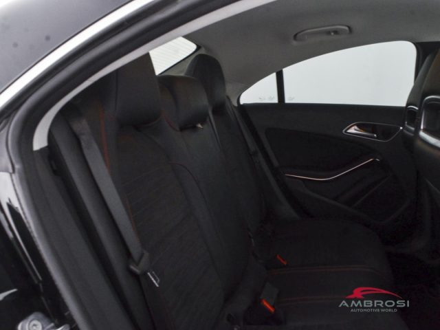 MERCEDES-BENZ CLA 200 usata 10