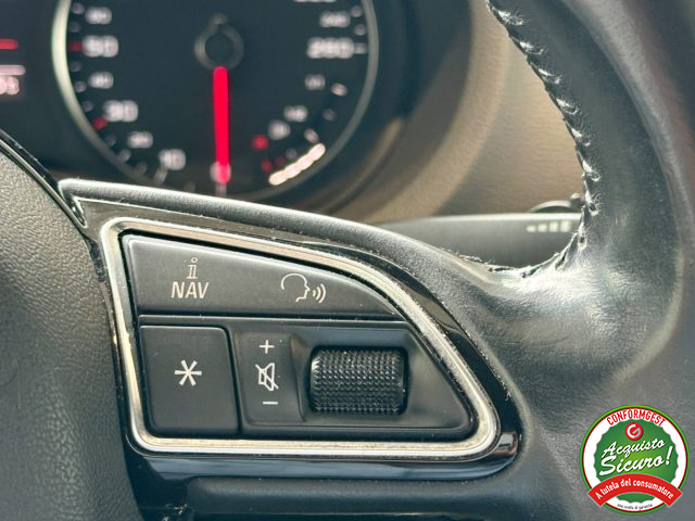 AUDI A3 usata, con Park Distance Control