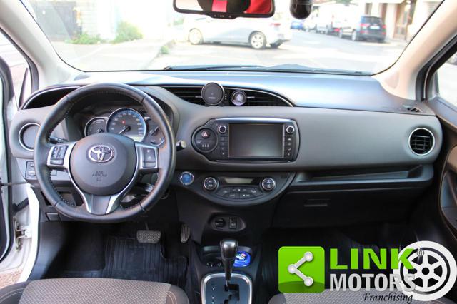 TOYOTA Yaris usata 26