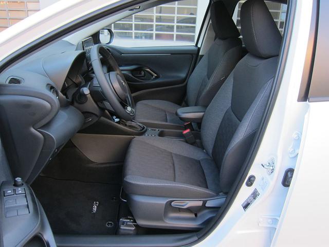 TOYOTA Yaris usata, con Autoradio digitale