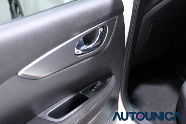 NISSAN Qashqai usata, con Telecamera per parcheggio assistito