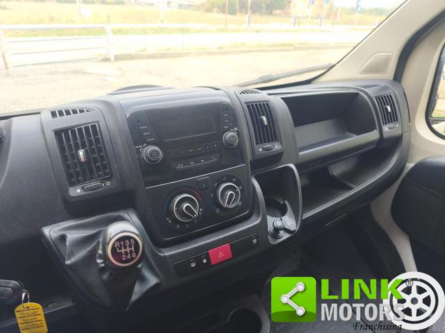 PEUGEOT Boxer usata, con Park Distance Control