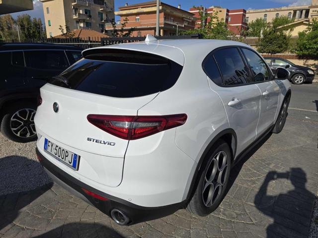 ALFA ROMEO Stelvio usata, con Alzacristalli elettrici