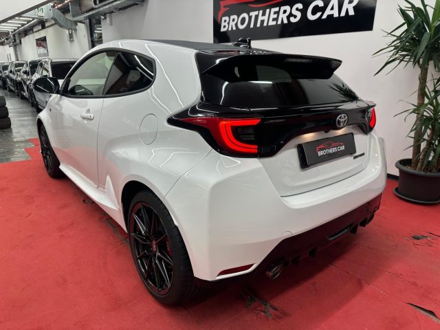 TOYOTA Yaris usata, con Cerchi in lega