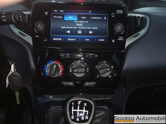 LANCIA Ypsilon usata, con Telecamera per parcheggio assistito