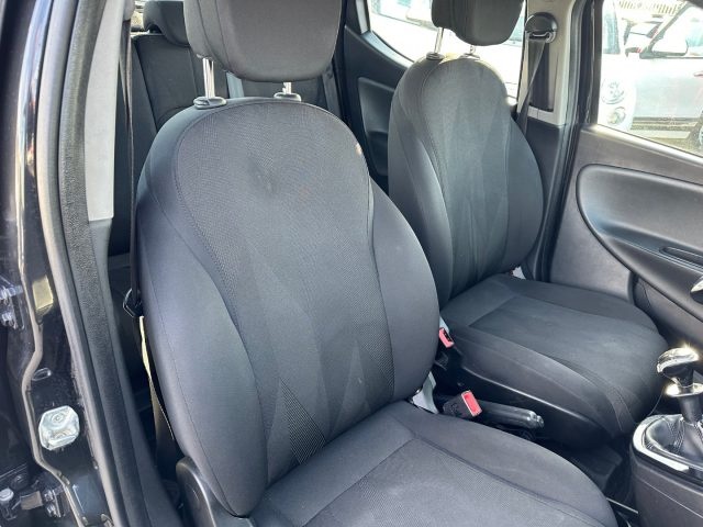 LANCIA Ypsilon usata, con Specchietti laterali elettrici