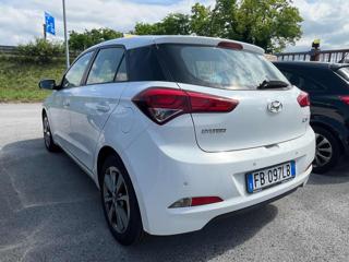 HYUNDAI i20 usata, con Airbag Passeggero