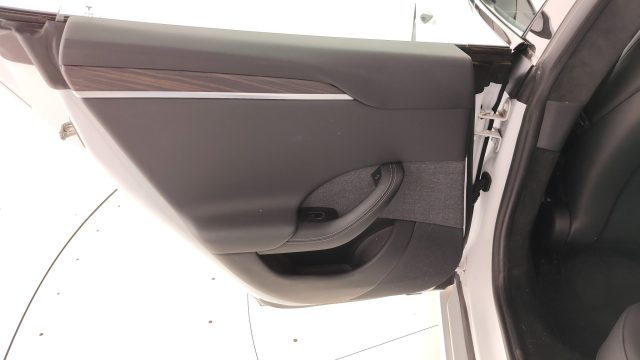 TESLA Model S usata, con Sensore di luce