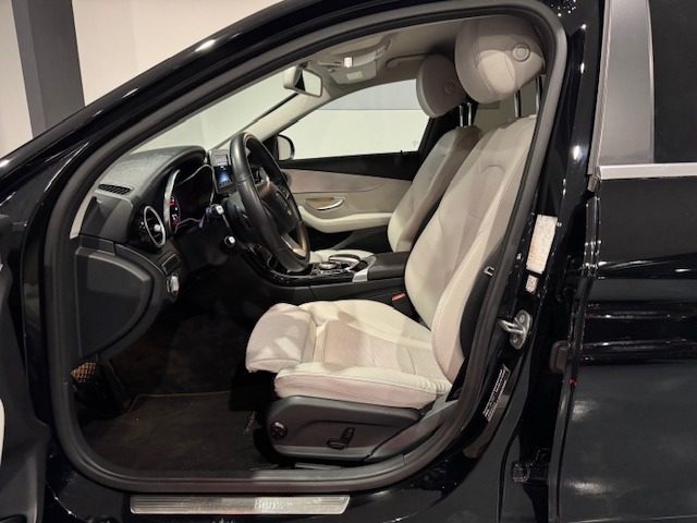 MERCEDES-BENZ C 220 usata, con Gancio traino