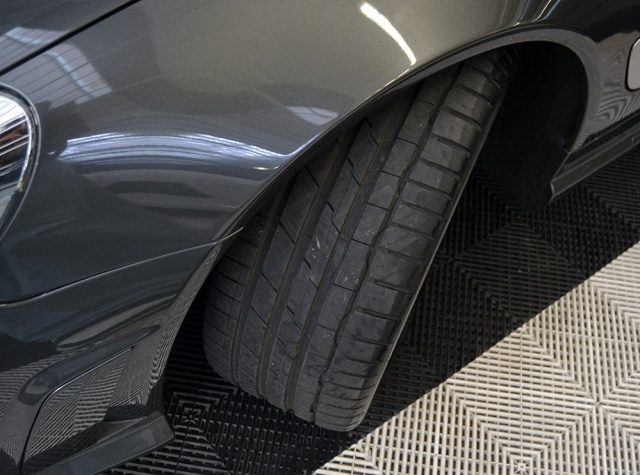 MERCEDES-BENZ SL 63 AMG usata, con Leve al volante