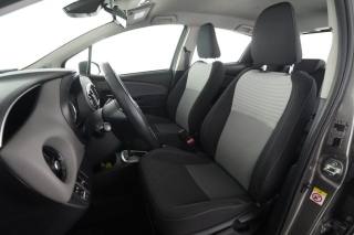 TOYOTA Yaris usata 2