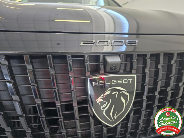 PEUGEOT 2008 usata, con Volante multifunzione