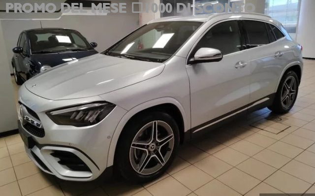MERCEDES-BENZ GLA 200 usata, con Airbag Passeggero