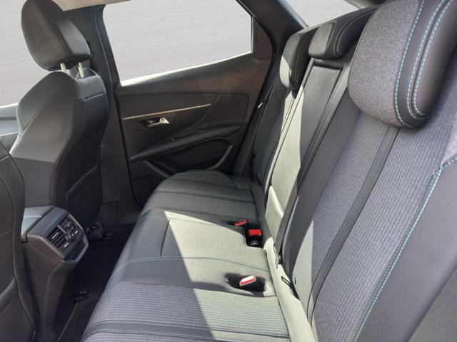 PEUGEOT 3008 usata, con Controllo automatico clima