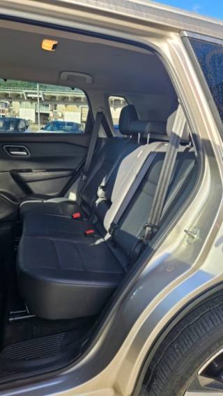 NISSAN X-Trail usata, con Sedili riscaldati