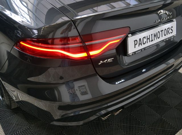 JAGUAR XE usata, con Servosterzo