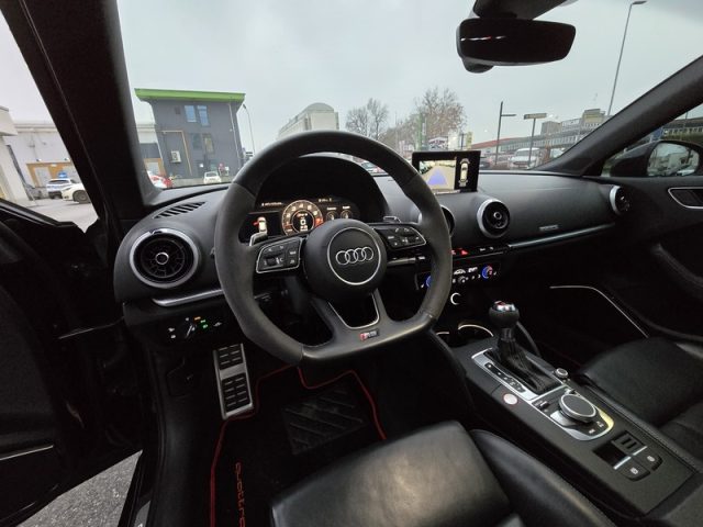 AUDI RS3 usata, con Autoradio