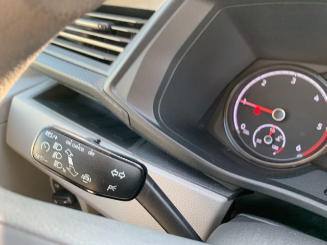 VOLKSWAGEN Transporter usata, con Sistema di navigazione