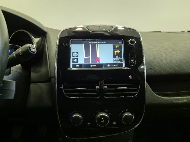 RENAULT Clio usata, con Touch screen