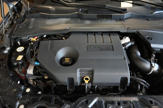 JAGUAR E-Pace usata 74