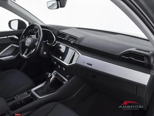 AUDI Q3 usata 11