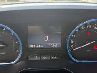 PEUGEOT 2008 usata, con Controllo automatico clima