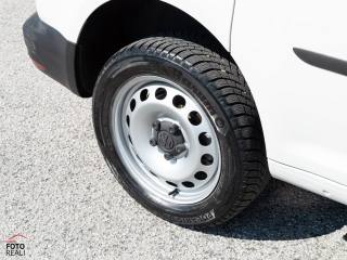 VOLKSWAGEN Caddy usata, con MP3