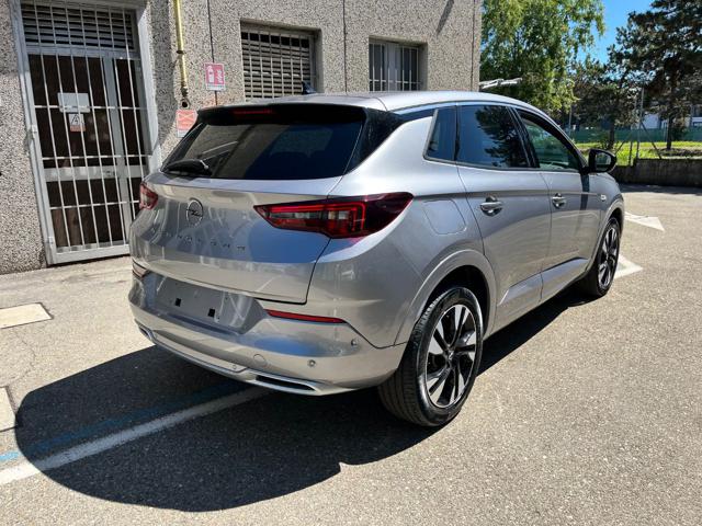 OPEL Grandland usata, con Airbag laterali
