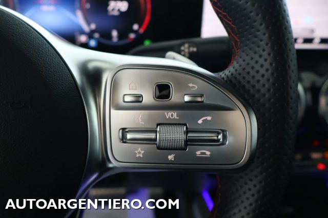 MERCEDES-BENZ GLA 220 usata, con Sistema di navigazione