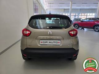 RENAULT Captur usata, con Autoradio