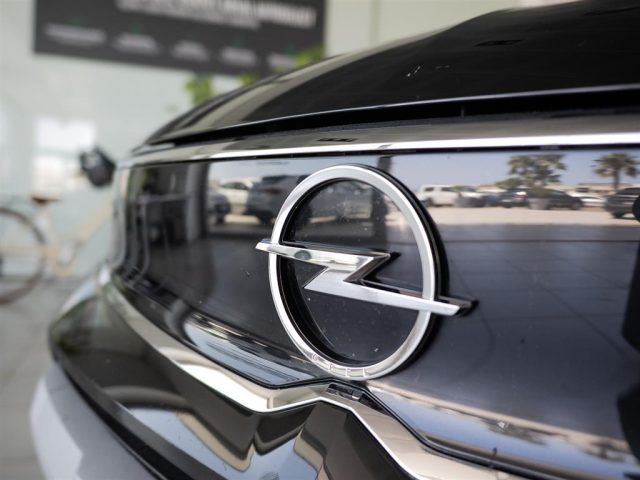 OPEL Crossland X usata, con Start/Stop Automatico