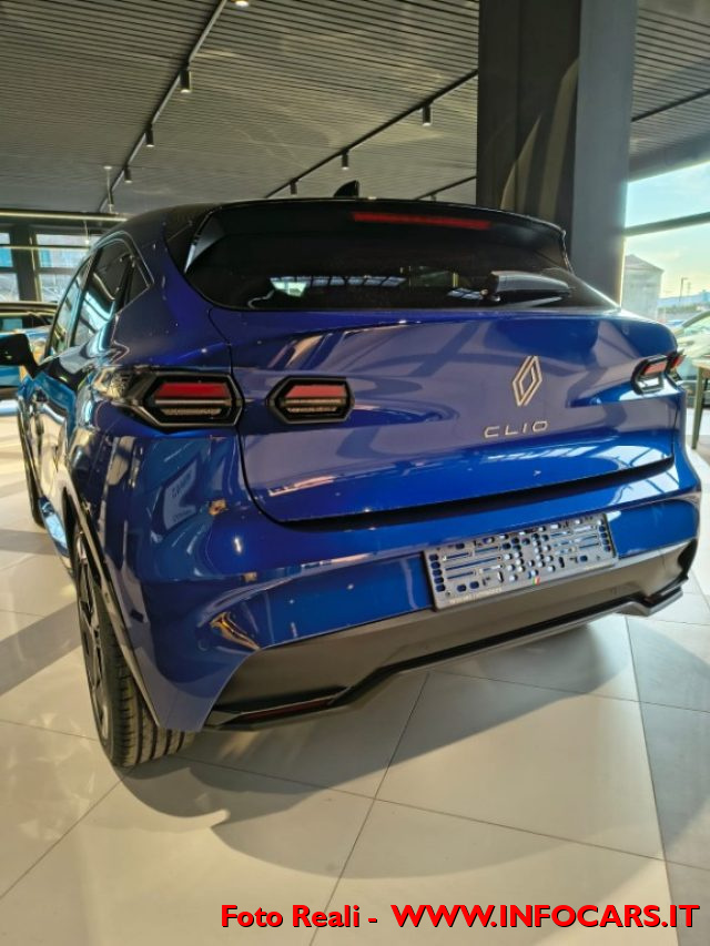 RENAULT Clio usata, con Autoradio