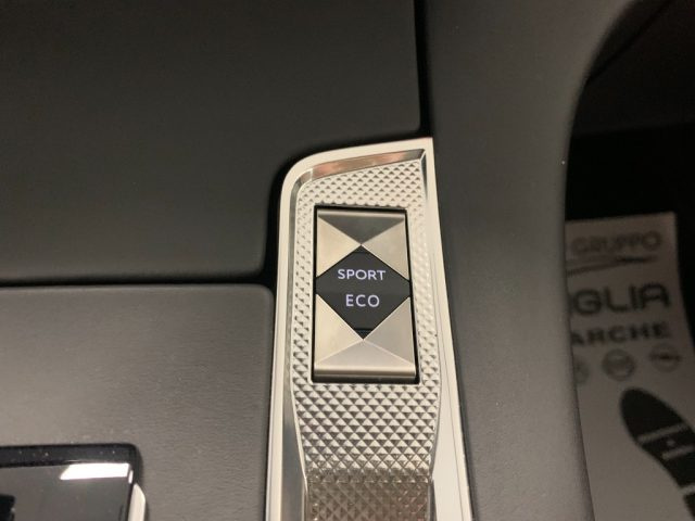 DS AUTOMOBILES DS 7 usata, con Sedili sportivi