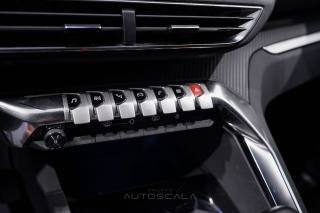 PEUGEOT 5008 usata, con Bracciolo