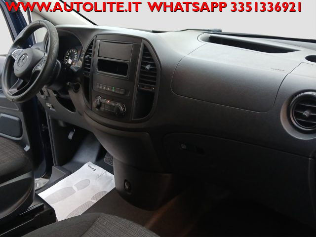 MERCEDES-BENZ Vito usata, con Sensore di luce