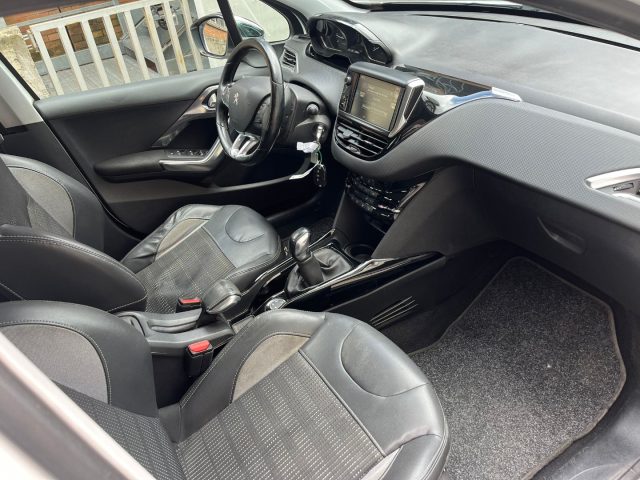 PEUGEOT 2008 usata, con Airbag Passeggero