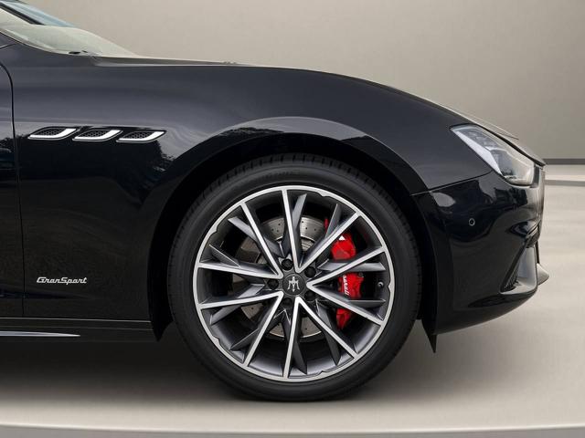 MASERATI Ghibli usata, con Sensori di parcheggio anteriori